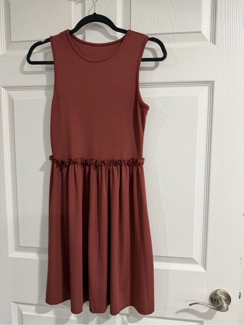 Sleeveless Rust Ribbed Dress